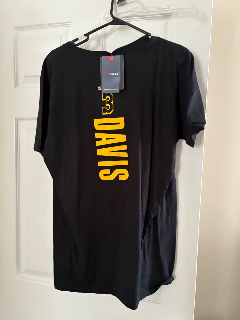 NWT Fanatics Black Short-Sleeve 'DAVIS' Graphic Tee